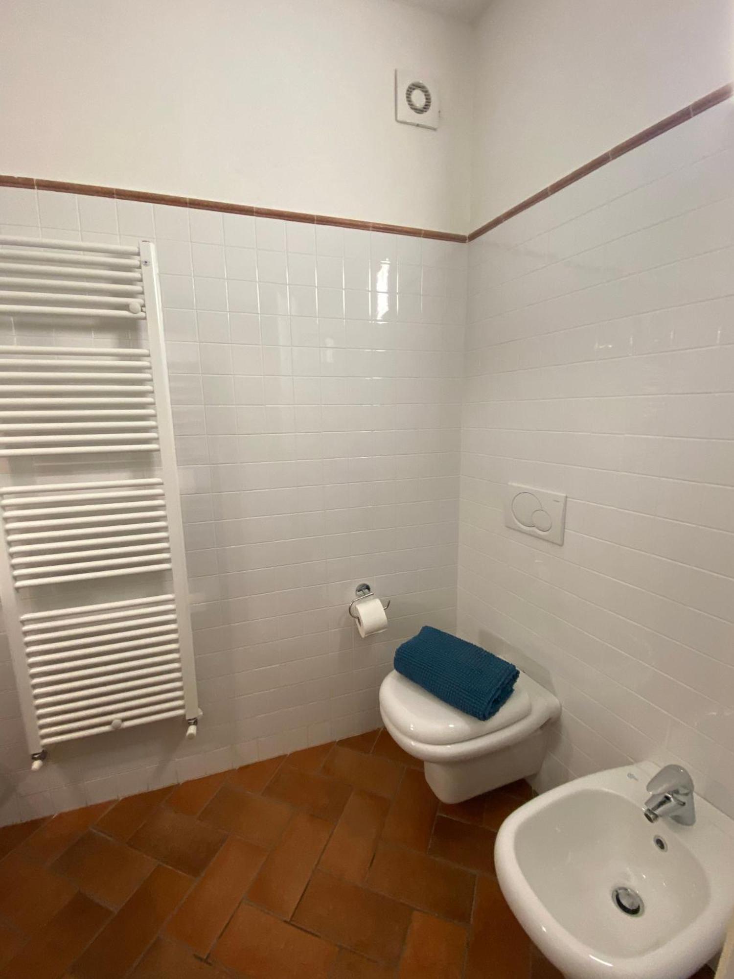 Holiday House Alla Torre Mandello del Lario Exterior photo